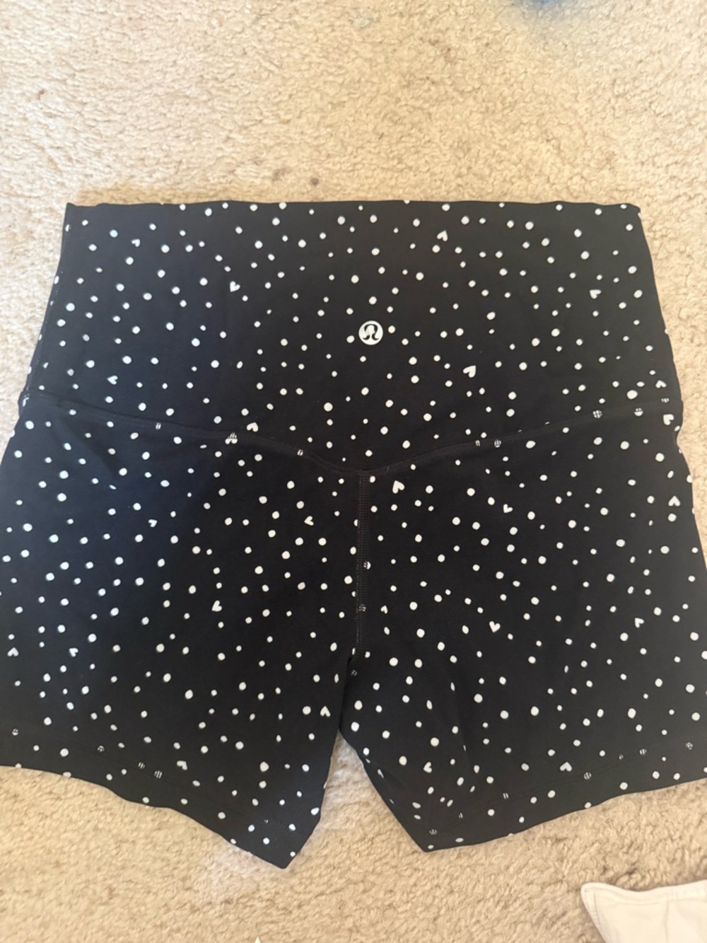 lululemon athletica Black with White Dot Heart Print High-Rise align 4” shorts